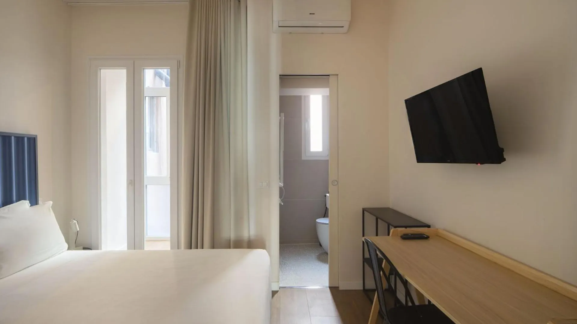Yellowsquare Rome Hostel