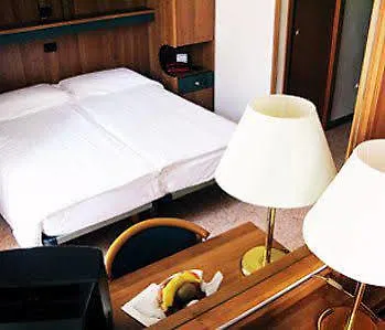 Yellowsquare Rome Hostel