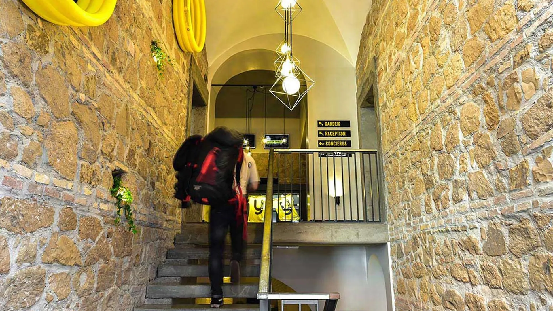 Hostel Yellowsquare Rome
