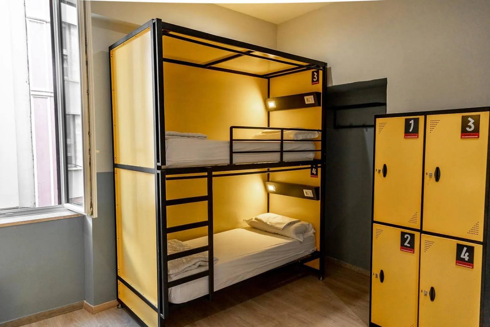 Hostel Yellowsquare Rome
